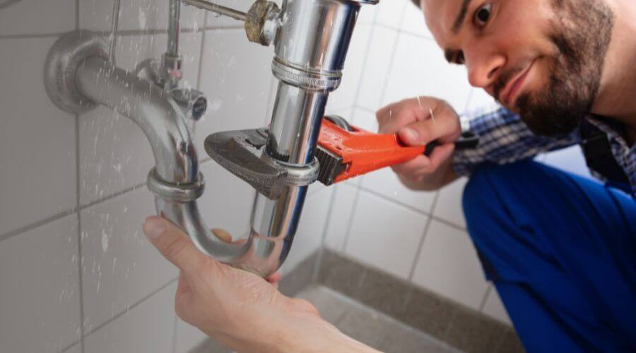 Professional bathroom faucet installation in Muncie, IL
